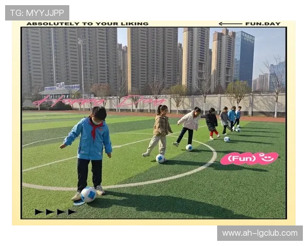 围绕两个足球如何练得一样的方法全面解析与技巧指导实践策略详解篇章